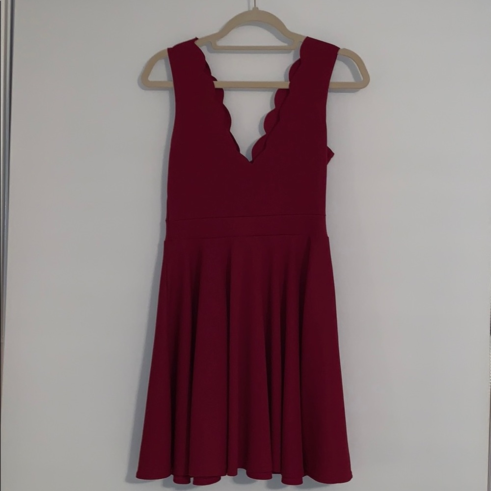 maroon boohoo mini dress size US 4
